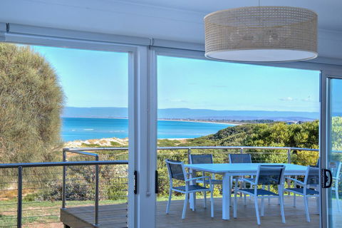 Sandbar Beach House - Accommodation Resorts 0