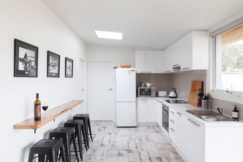 Sandy Point Hideaway - Accommodation Resorts 2