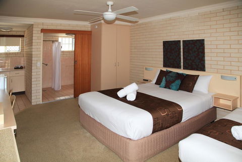 Santa Fe Motel And Holiday Units - Accommodation Resorts 3