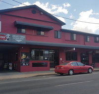 Sarina Hotel - Accommodation Resorts