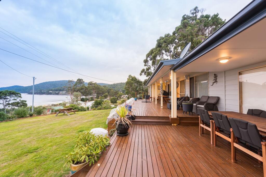 Great Bay TAS Accommodation Resorts