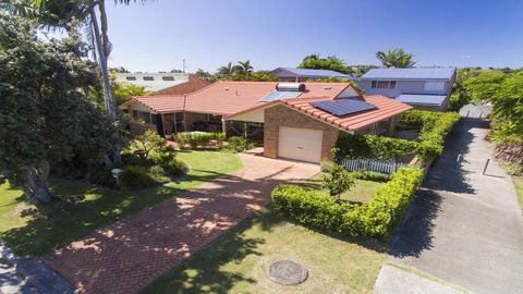 SECRET GARDEN - WiFi - Netflix - Pet Friendly - Accommodation Resorts 0