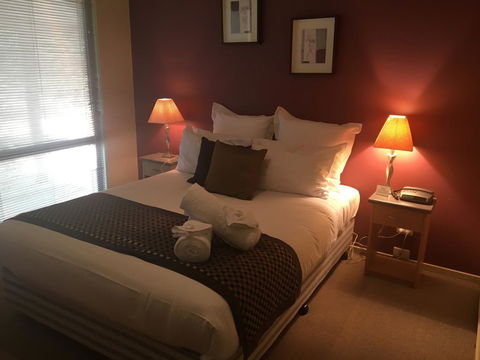 Self Isolate Sunken Spa, Quiet 1 BR Cottage In Otway Ranges - Accommodation Resorts 0