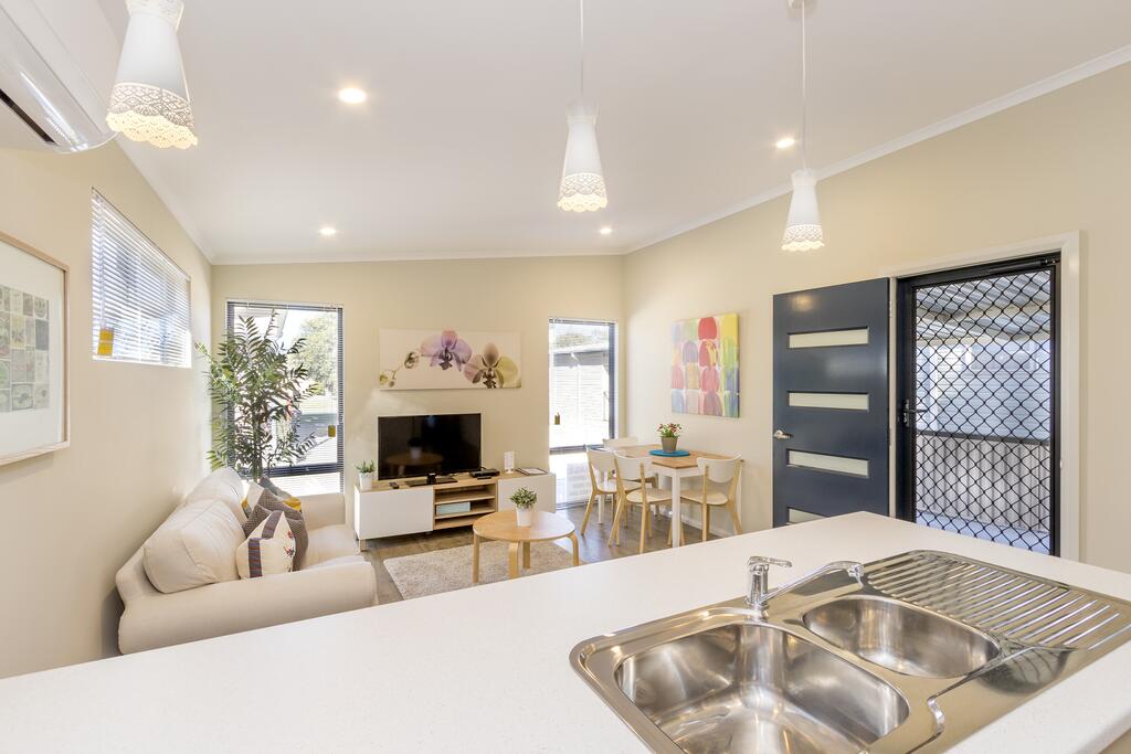 Hopeland WA Accommodation Resorts