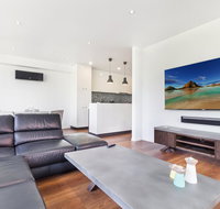 Smart apartment in elegant suburb close to city - Accommodation Resorts