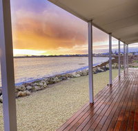 Smart Beach House  Pelican Point - Accommodation Resorts