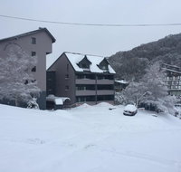 Snow Ski Apartments 18