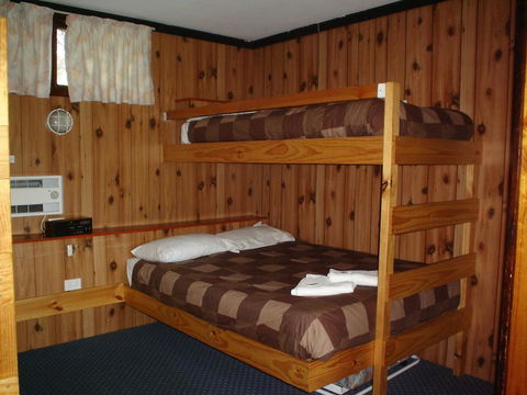 Southern Cross Motor Inn & Tourist Park - Accommodation Resorts 2