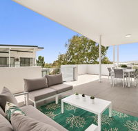 Spacious apartment with generous entertaining - Accommodation Resorts