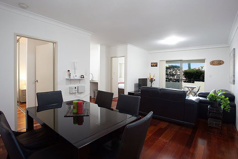 Spacious Family Apartment Close To Olympic Park - Accommodation Resorts 0