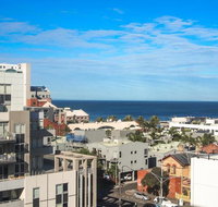 Spacious Seaviews - StayCentral