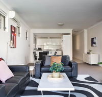Spacious Two-Bedroom Apartment near Hospital - Accommodation Resorts