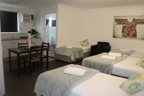 Spanish Lace Motor Inn - Accommodation Resorts 2