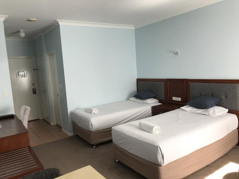 Springwood Motor Inn - Accommodation Resorts 1