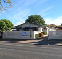 Star Inn Accommodation - Accommodation Resorts