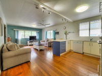 Starfish Shack by the Sea