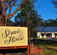 Straw House B and B - Accommodation Resorts