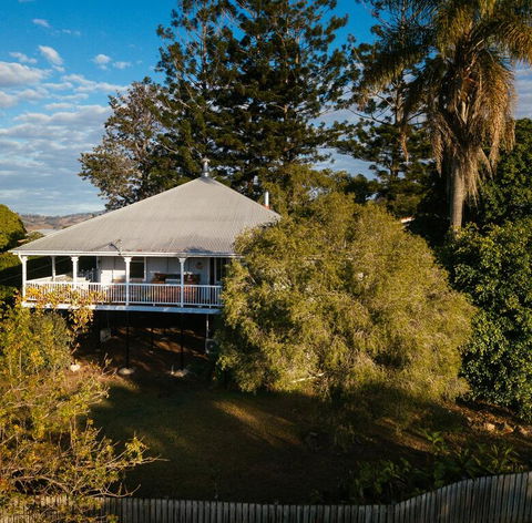 Stunning Queenslander - Accommodation Resorts 0
