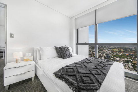 Stunning Views On The 41st Floor - Accommodation Resorts 1