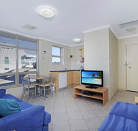 Stylish Comfortable 2 bdrm Glenelg North - Accommodation Resorts
