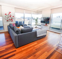 Stylish Modern 3BD Retreat at an Amazing Location - Accommodation Resorts
