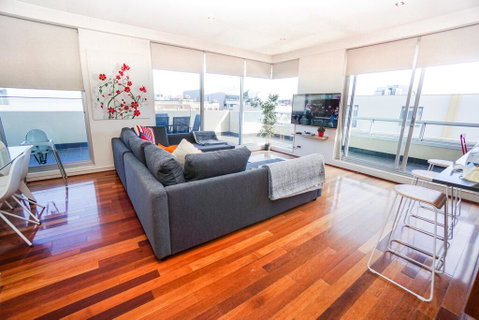 Stylish Modern 3BD Retreat At An Amazing Location - Accommodation Resorts 0