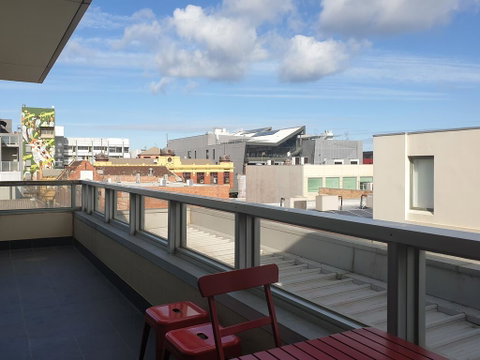 Stylish Modern 3BD Retreat At An Amazing Location - Accommodation Resorts 1