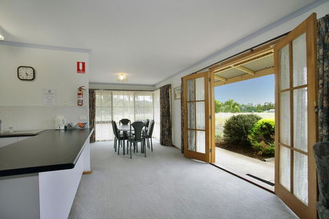 Summerfield Winery And Accommodation - Accommodation Resorts 3