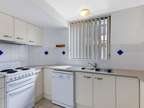 Sundowner Apartment 9 - Accommodation Resorts 3