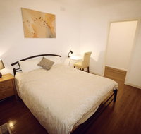 Sunny House - Melbourne Airport Home - Accommodation Resorts