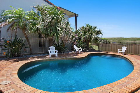 Sunrise Reef Unit 4 - Lennox Head - Accommodation Resorts 1