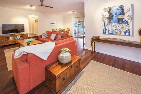 Swell Shack - Accommodation Resorts 2