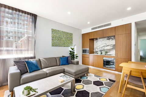 Sydney 1 Bed Modern Self Contained Apartment (402ALB) - Accommodation Resorts 3