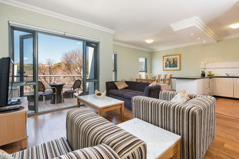 SYDNEY INNER CITY SANCTUARY - Free Parking - Accommodation Resorts 0