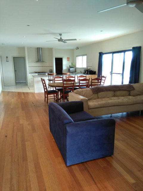 Symuya - Accommodation Resorts 2