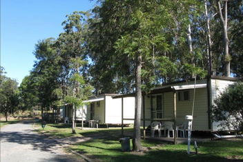 Tall Timbers Caravan Park Kempsey with Accommodation Resorts