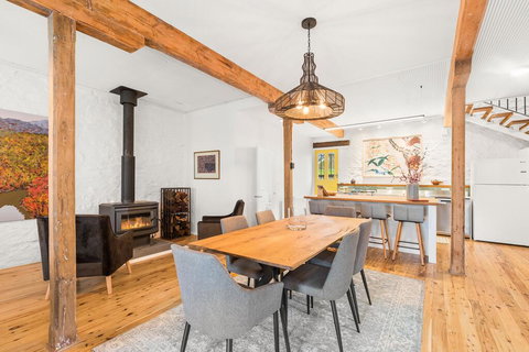 TARALGA TERRACES - Accommodation Resorts 2