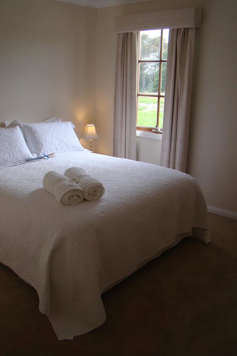 Buttons Cottage For Canyon & Rain Forest Walks With In House Dining - Accommodation Resorts 18