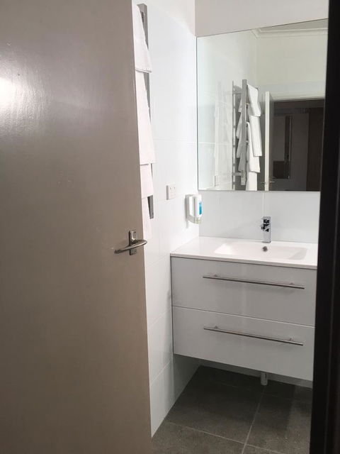 Argosy Motor Inn - Accommodation Resorts 7