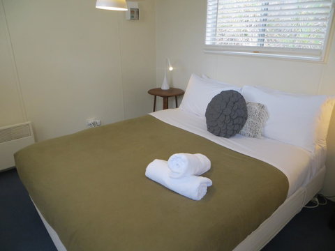 The Cabin 96 - Accommodation Resorts 15