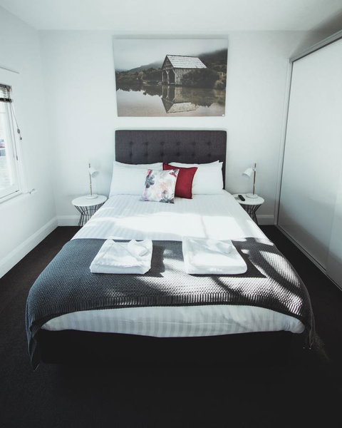 Park Street Accommodation - Accommodation Resorts 0