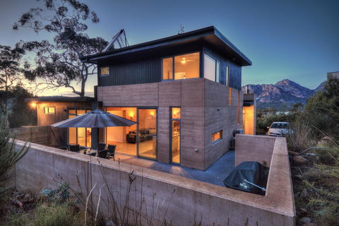 The Loft - Accommodation Resorts 4