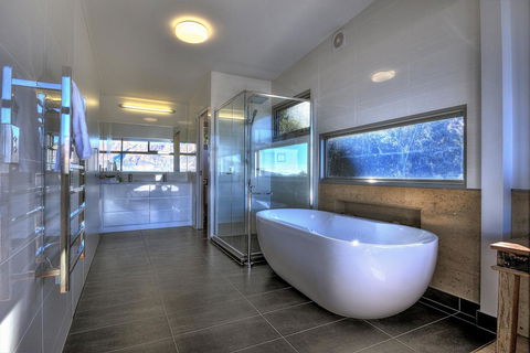 The Loft - Accommodation Resorts 6