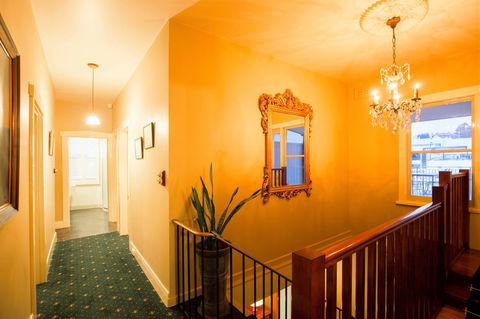 The Tasmanian Inn - Accommodation Resorts 43