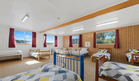 Return To Sender Lodge - Accommodation Resorts 5