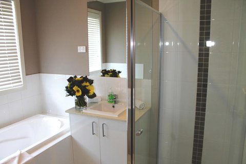 Atarhi Villas - Melbourne - Accommodation Resorts 10