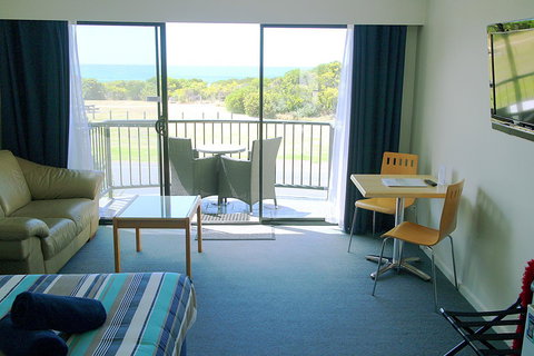 Apollo Bay Waterfront Motor Inn - Accommodation Resorts 29