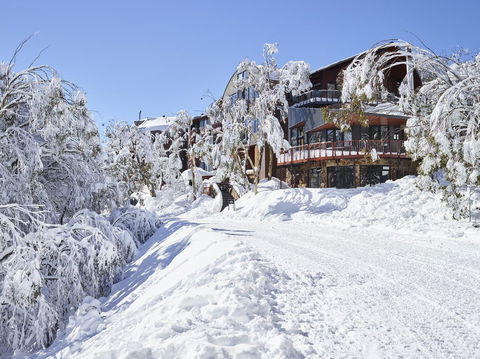 Astra Falls Creek - Accommodation Resorts 3