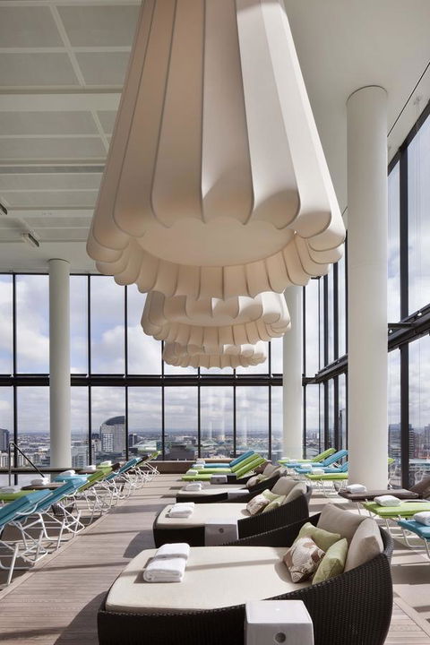 Crown Metropol Melbourne - Accommodation Resorts 15