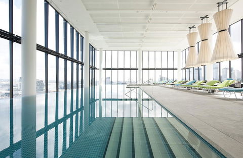 Crown Metropol Melbourne - Accommodation Resorts 16